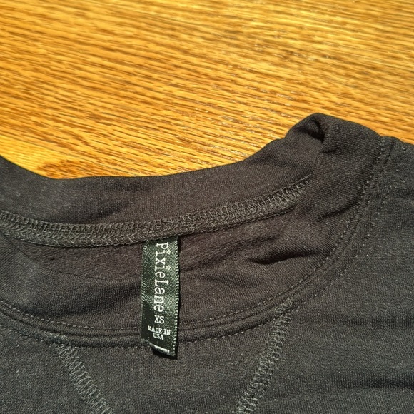 PixieLane super cozy long sleeve top with leopard detail down sleeve - Picture 3 of 4